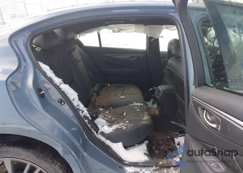 2021 Infiniti Q50 Red Sport 400 z USA, uszkodzony, nr VIN JN1FV7DP3MM850766